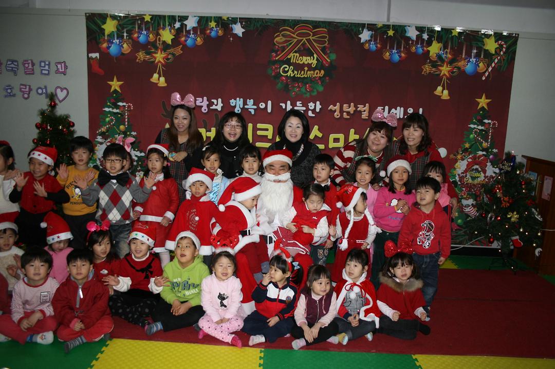 어린이집 산타행사 재능봉사2