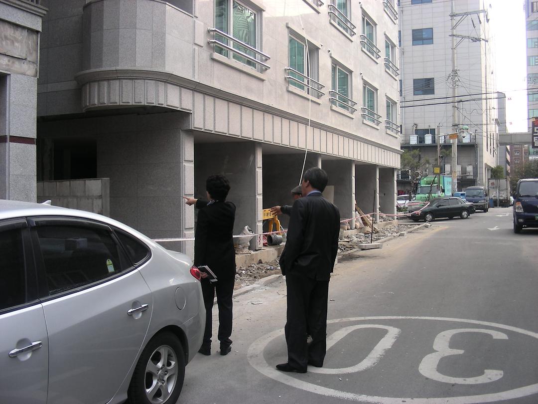 의정부동 고시원 건축허가, 의정부서초등학교 사거리 버스정류장 표지판 이전 등 민원현장 확인8