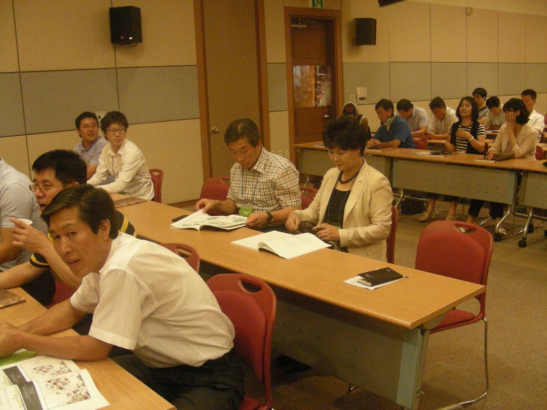 경기도디자인 페스티벌 2011 및 한˙중 공공디자인 포럼 참석1