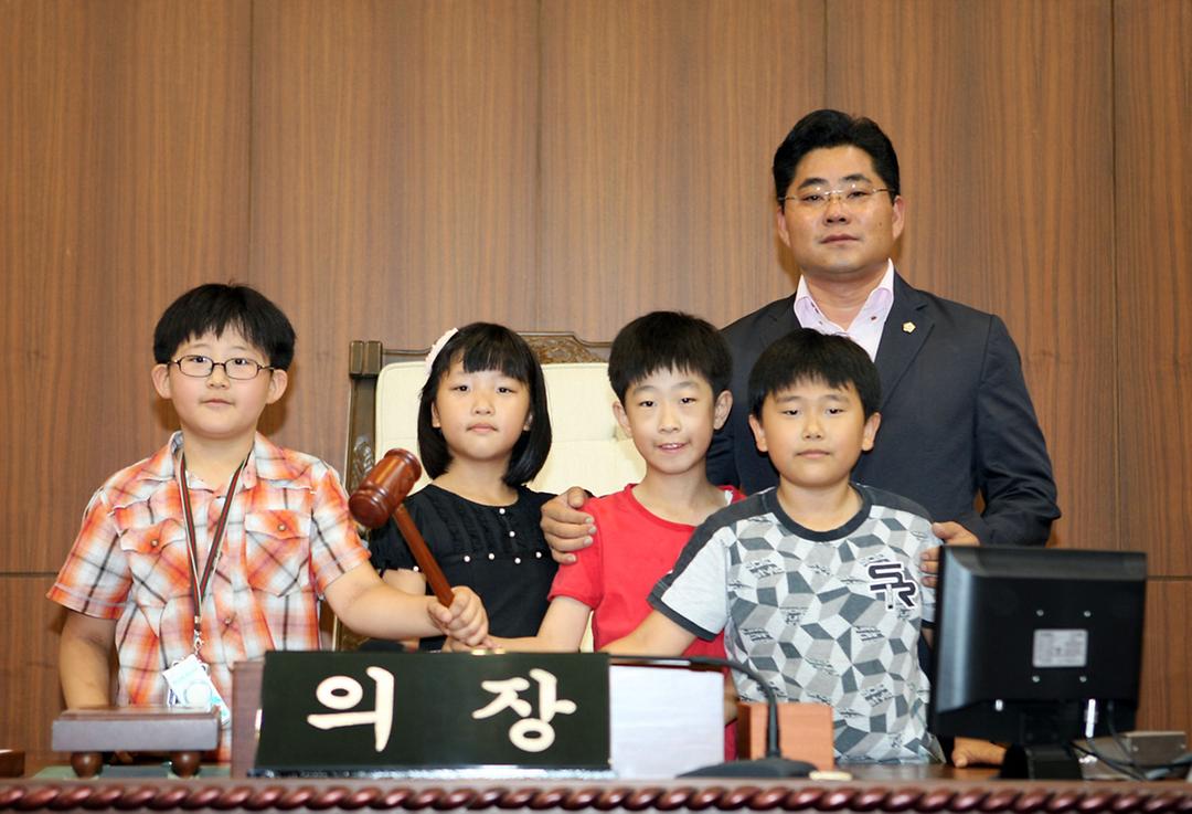 고산초등학교 4학년생, 의정부시의회 방문3