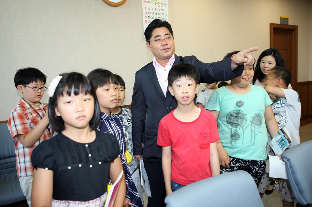 고산초등학교 4학년생, 의정부시의회 방문2