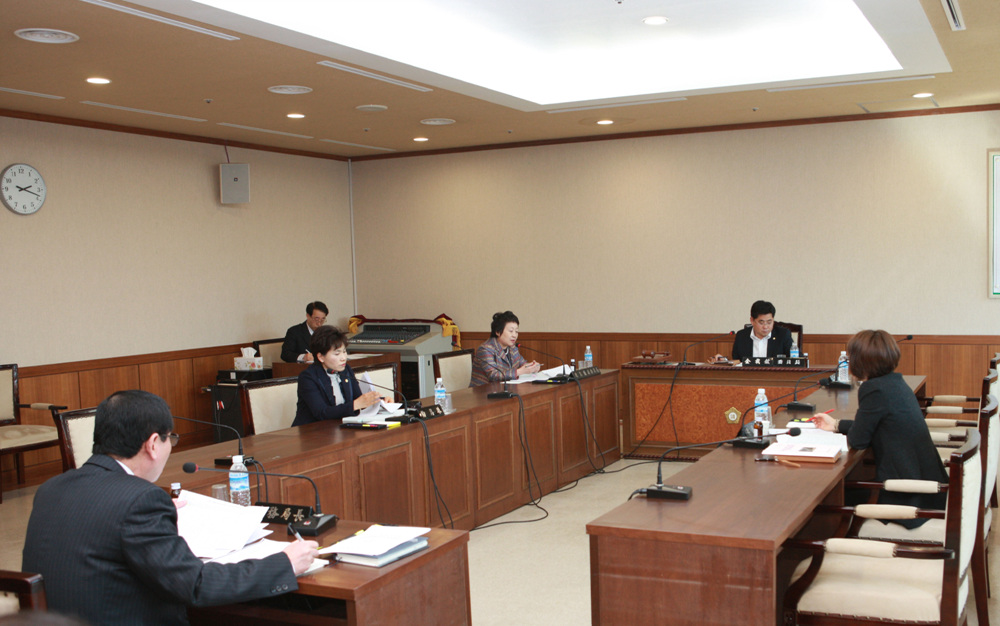 제200회 의정부시의회(임시회) 운영위원회, 제1회 추가경정예산안 심의1