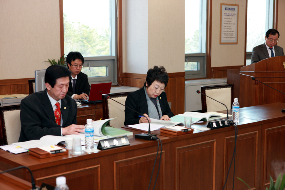 제200회 의정부시의회(임시회), 도시건설위원회 의안심사 2