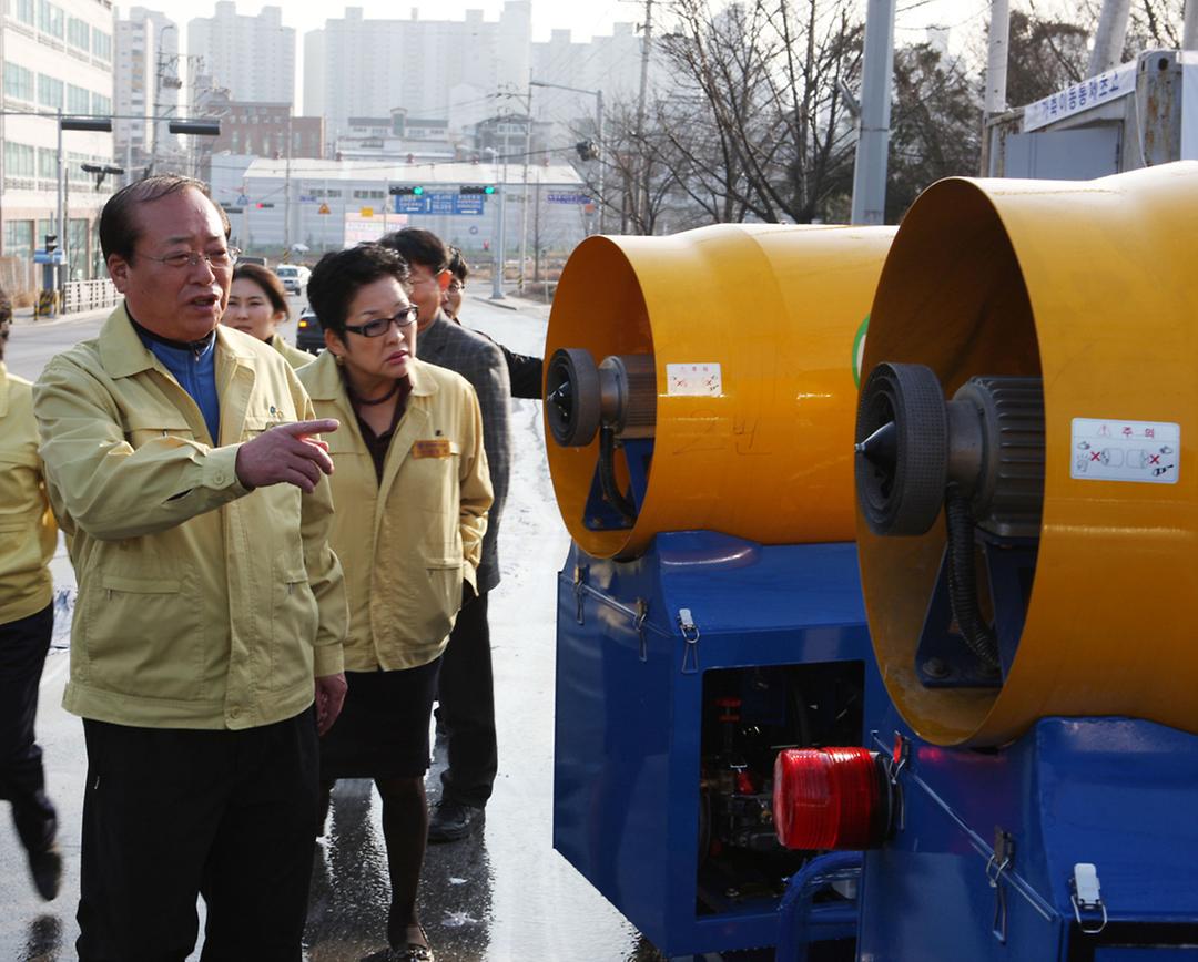 구제역 예방 특별방역활동 관계자 격려 2