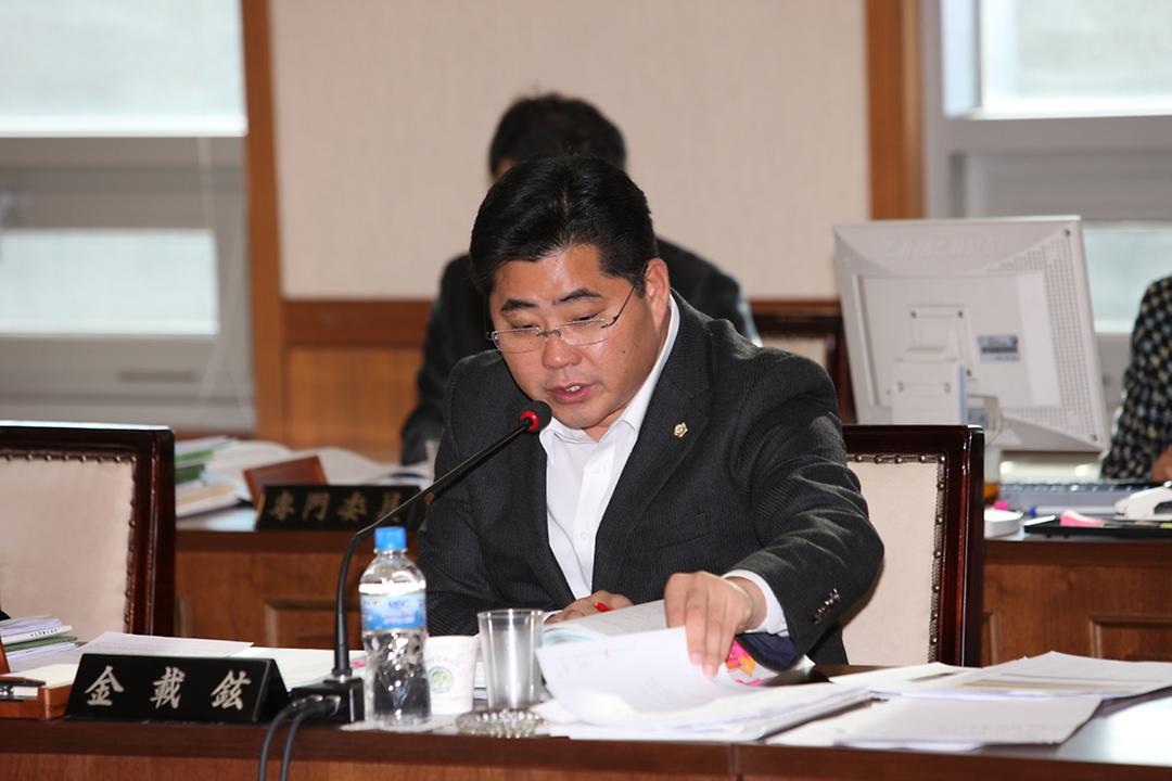 예특위, 2011년도 예산안, 2010년도 제3회 추가경정예산안 심의 2