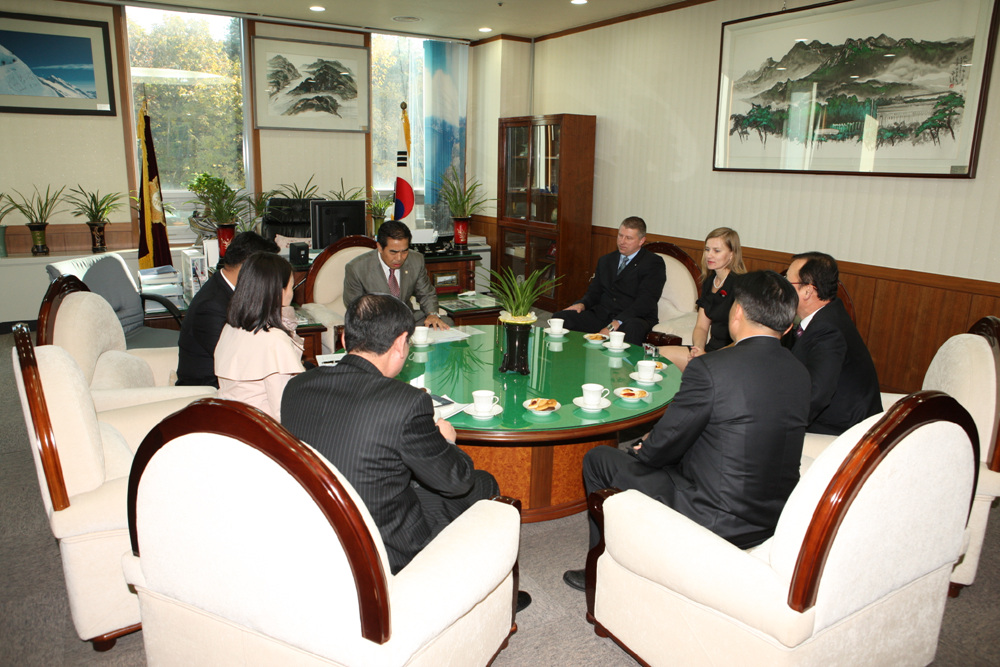 러시아 비로비잔 대표단 시의회 방문1