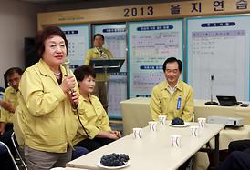 2013년 을지연습장 방문