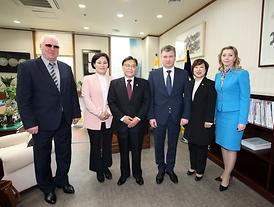 러시아 비로비잔시 대표단 의회방문