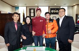 프로야구 넥센 히어로즈 임해동 투수 의회방문