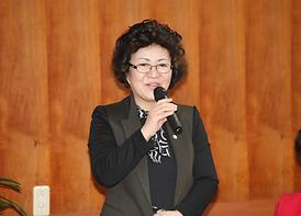 활발한 의정활동 ( 동 업무보고 청취 )