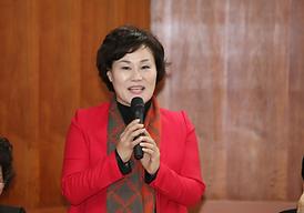 활발한 의정활동 ( 동 업무보고 청취 )