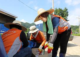괴산군 수해복구 자원봉사 구슬땀 흘려