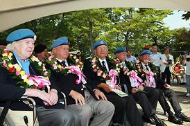 노르웨이 육군이동외과병원 기념비 제막식