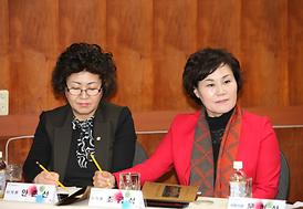 활발한 의정활동 ( 동 업무보고 청취 )