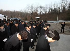 2016  丙申年  현충탑 참배