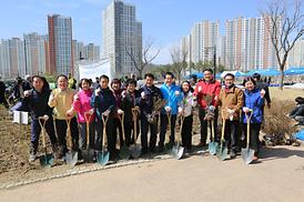 제74회 식목일 나무심기 행사