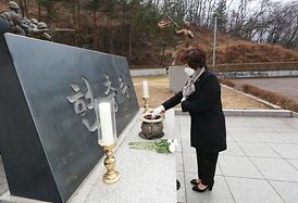 현충탑 참배