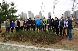 제76회 식목일 나무심기 행사