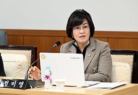 제327회 임시회 자치행정위원회