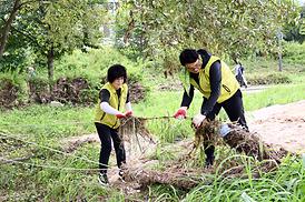 의정부시의회, 중랑천 등 집중호우 피해 복구 동참