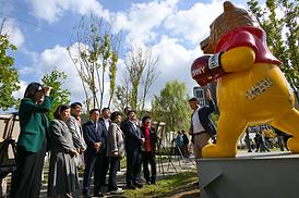 비어있던풍경 견생조각전으로 채우다