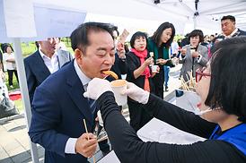 비어있던풍경 견생조각전으로 채우다