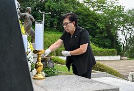 제10대 의정부시의회 현충탑 참배
