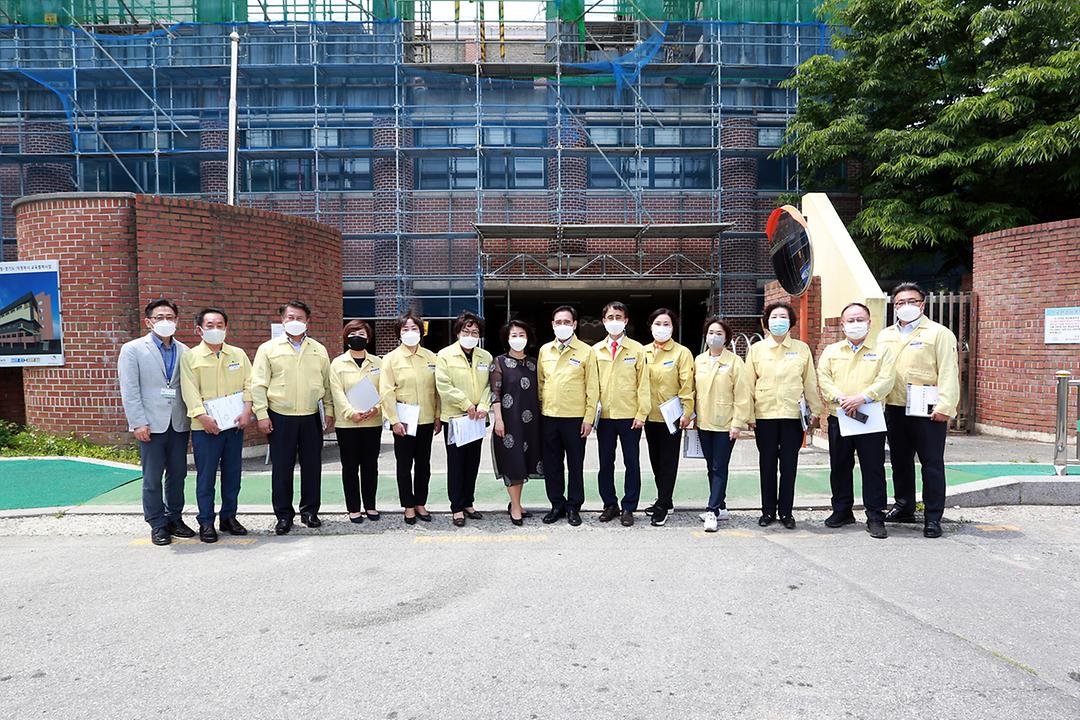 초등학교체육관 증·개축 사업 현장 방문1