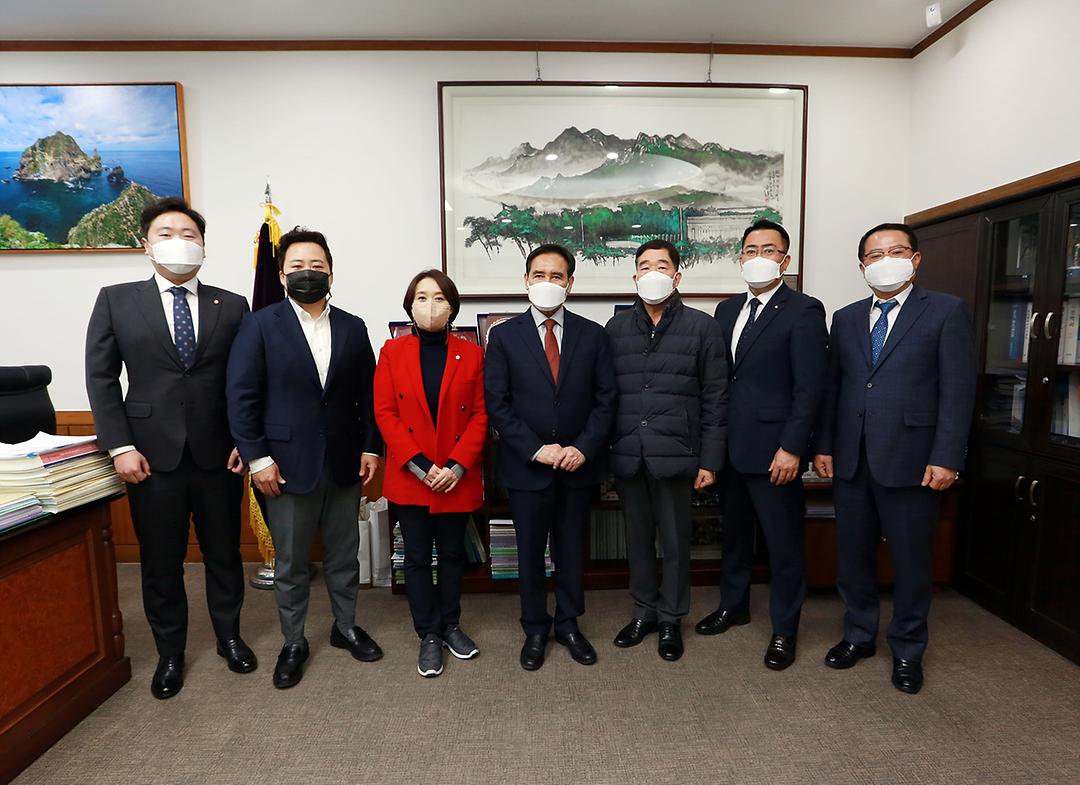 의정부시의회, 2021 회계연도 결산검사위원 위촉1