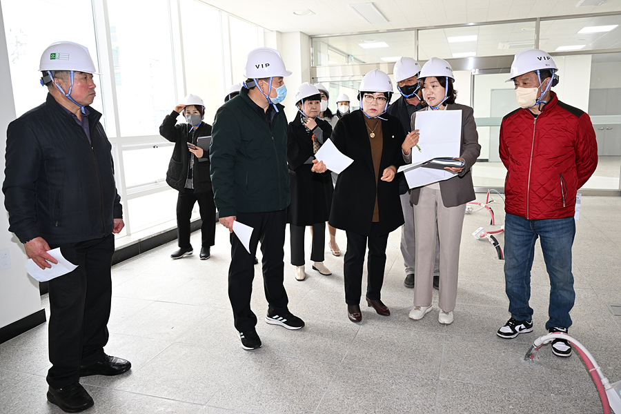 최정희 의장, 의정부1동 신축청사 공사현장 방문1