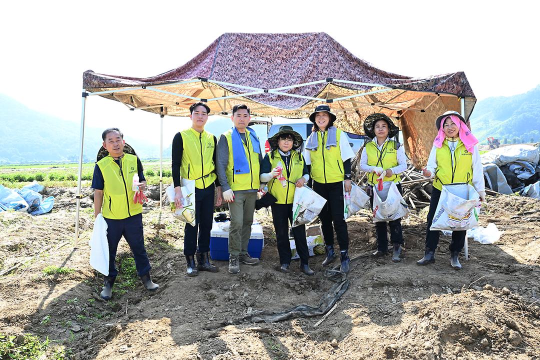 의정부시 자매도시 괴산군 찾아 수해복구 지원 구슬땀 흘려1