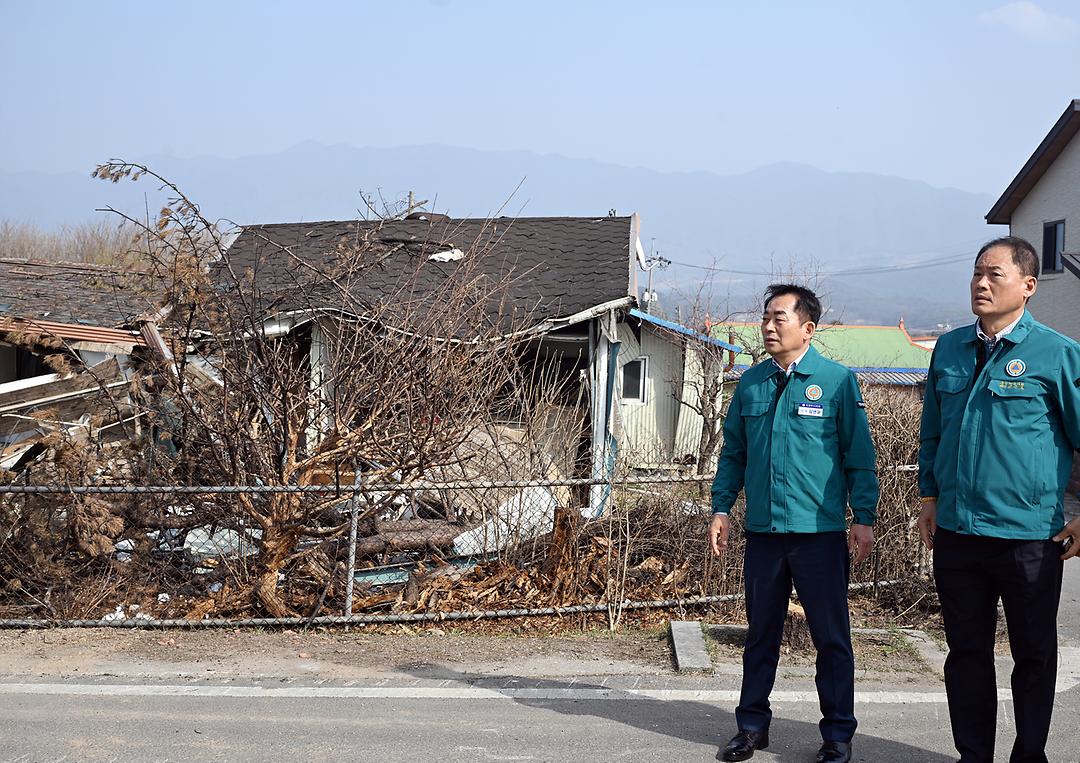 의정부시의회 김연균 의장,  포천시 전투기 오폭사고 피해 주민 위문1
