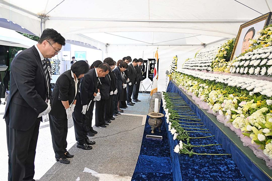 故 오범구 의정부시의원 영결식, 의정부시의회장으로 엄수1